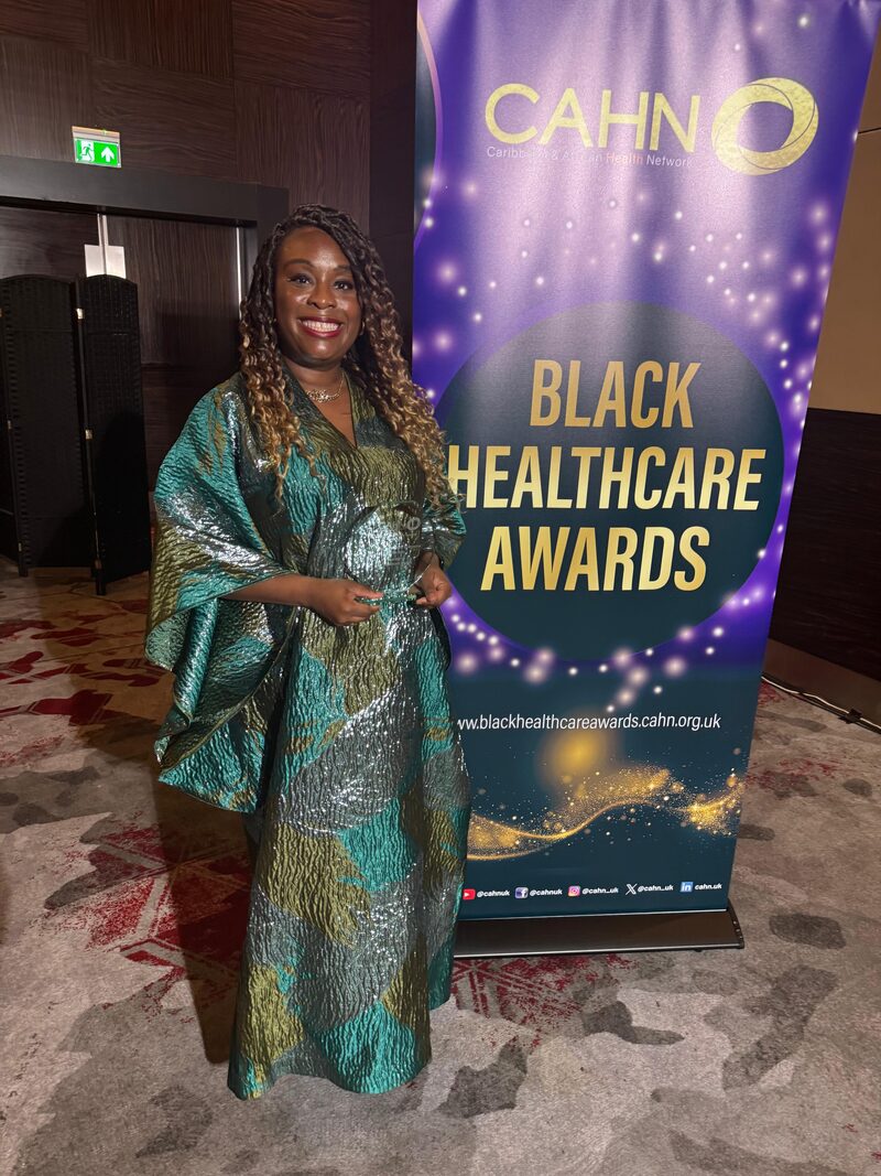 Dr Itunu Johnson receiving recognition at the Black Healthcare Awards