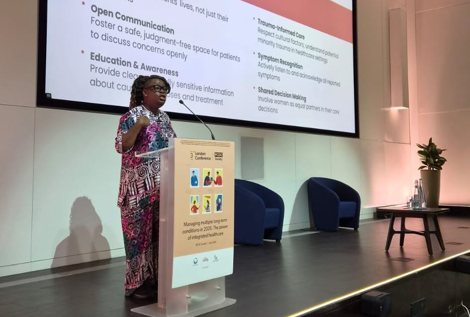 Dr Itunu Johnson speaking at the London Conference, PCDO Society